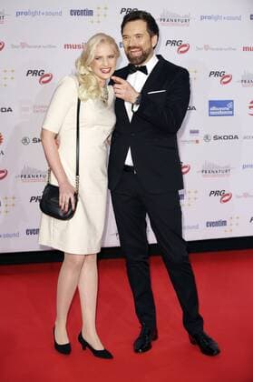 Sarah Knappik und Ingo Nommsen bei der Verleihung des PRG Live Entertainment Award 2016 in der Festhalle Frankfurt. Frankfurt am Main, 04.04.2016 Foto:xS.xGabschx xFuturexImage