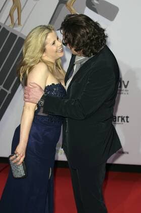 Michaela Schaffrath mit Freund Carlos Anthonyo bei der Verleihung des PRG Live Entertainment Award 2016 in der Festhalle Frankfurt. Frankfurt am Main, 04.04.2016 Foto:xS.xGabschx xFuturexImage
