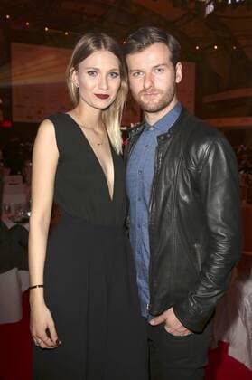 Carolin Niemczyk, Daniel Grunenberg (Glasperlenspiel) bei der Verleihung des PRG Live Entertainment Award 2016 in der Festhalle Frankfurt. Frankfurt am Main, 04.04.2016 Foto:xS.xGabschx xFuturexImage