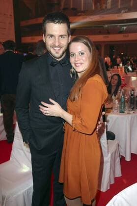 Alexander Klaws mit Freundin Nadja Scheiwiller bei der Verleihung des PRG Live Entertainment Award 2016 in der Festhalle Frankfurt. Frankfurt am Main, 04.04.2016 Foto:xS.xGabschx xFuturexImage