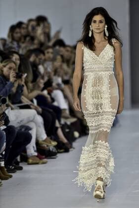 BELO HORIZONTE, MG - 04 05 2016: MINAS SPRING SUMMER TREND - Carol Ribeiro model in the fashion show of designer Fabiana Milazzo during Minas Trend Spring Summer 2016.  Mour?oxPanda