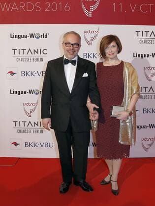 Lothar Stadtfeld, Valentina Held bei der Verleihung VICTRESS Award 2016 im Hotel Titanic Chausseestr. Berlin.