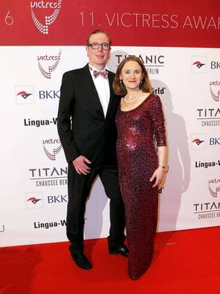 Christoph Moennikes, Sigrid Evelyn Nikuta bei der Verleihung VICTRESS Award 2016 im Hotel Titanic Chausseestr. Berlin.