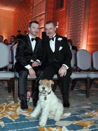 Henry de Winter mit Hund Bobby, Ali Erdogan bei der Verleihung VICTRESS Award 2016 im Hotel Titanic Chausseestr. Berlin.