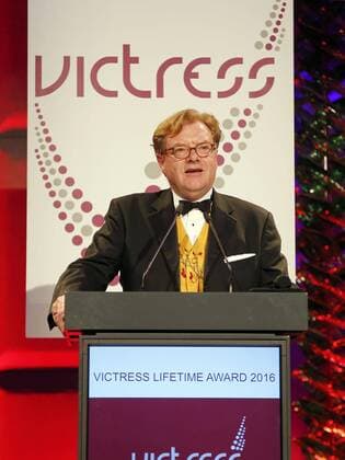 Andre Schmitz bei der Verleihung VICTRESS Award 2016 im Hotel Titanic Chausseestr. Berlin.