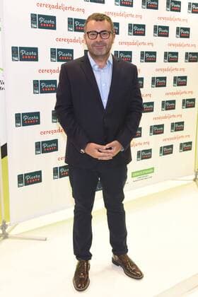 Jorge Javier Vazquez erhält den Picota del Jerte Preis in Madrid Jorge Javier Vazquez recibe el Premio Picota del Jerte en Madrid. 588 Diego Puerta Cordon Press Jorge Javier Vazquez receives the Picota del Jerte awards in Madrid. Cordon Press  DiegoxPuerta