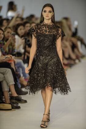 BELO HORIZONTE, MG - 04 06 2016: MINAS SPRING SUMMER TREND - Model during the parade of Grife Lino Villaventura during Minas Trend Spring Summer 2016.  Mour?oxPanda