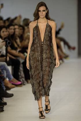 BELO HORIZONTE, MG - 04 06 2016: MINAS SPRING SUMMER TREND - Model during the parade of Grife Lino Villaventura during Minas Trend Spring Summer 2016.  Mour?oxPanda