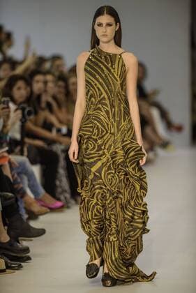 BELO HORIZONTE, MG - 04 06 2016: MINAS SPRING SUMMER TREND - Model during the parade of Grife Lino Villaventura during Minas Trend Spring Summer 2016.  Mour?oxPanda