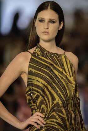 BELO HORIZONTE, MG - 04 06 2016: MINAS SPRING SUMMER TREND - Model during the parade of Grife Lino Villaventura during Minas Trend Spring Summer 2016.  Mour?oxPanda