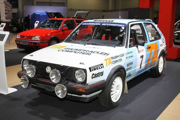VW Golf II GTI Gruppe A (Baujahr 1986, Fahrzeug von Volkswagen Motorsport für die Gruppe A der Rallye-Weltmeisterschaft 1986), Sonderschau 40 Jahre Golf GTI am Stand von Volkswagen Classic, 28. Techno Classica Essen (06. - 10.04.2016). Messe Essen, Gruga, Grugahalle, Siha, Oldtimer Oldtimermesse klassische Autos Autoausstellung, Essen (D).