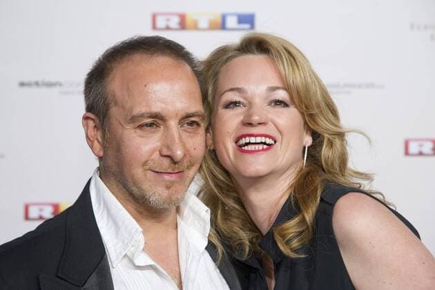 Erdogan ATALAY, Schauspieler, und seine Partnerin Katja OHNECK, Kinopremiere der 300. Jubilaeumsfolge der RTL-Serie Alarm fuer Cobra 11 - Die Autobahnpolizei am 05.04.2016 in Koeln,