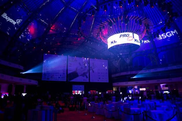 April 7, 2016 - As every year the international music fair in Frankfurt and the prolight+sound are taking place from April 5th to April 10th. This is one of the biggest fairs for music instruments and the entertainment branche. Companies display technical innovations and demonstrate their shows. - ZUMAt132