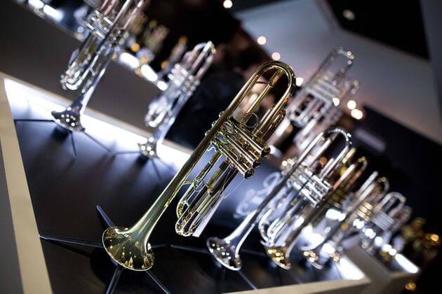Bilder des Tages April 7, 2016 - As every year the international music fair in Frankfurt and the prolight+sound are taking place from April 5th to April 10th. This is one of the biggest fairs for music instruments and the entertainment branche. Companies display technical innovations and demonstrate their shows. - ZUMAt132