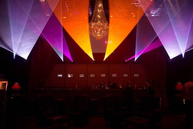 April 7, 2016 - As every year the international music fair in Frankfurt and the prolight+sound are taking place from April 5th to April 10th. This is one of the biggest fairs for music instruments and the entertainment branche. Companies display technical innovations and demonstrate their shows. - ZUMAt132