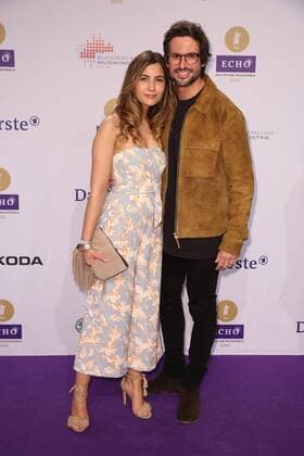 Tom Beck und seine Freundin Chryssanthi Kavazi bei der Verleihung vom Echo am 07.04.2016 in Berlin Echo Verleihung 2016 in Berlin 