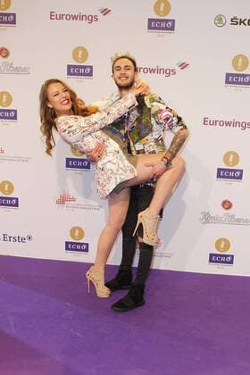 Joelina Drews, Marc-Aurel Zeeb bei Verleihung des Deutschen Musikpreises Echo 2016 im Palais am Funkturm Berlin.