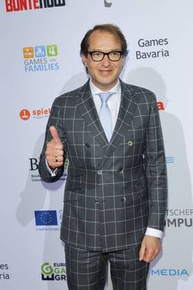 Alexander Dobrindt, Verleihung des Deutschen Computerspielpreis 2016 in der BMW Welt in Muenchen am 07.04.2016