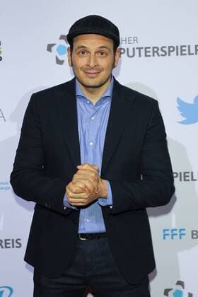Kaya Yanar, Verleihung des Deutschen Computerspielpreis 2016 in der BMW Welt in Muenchen am 07.04.2016