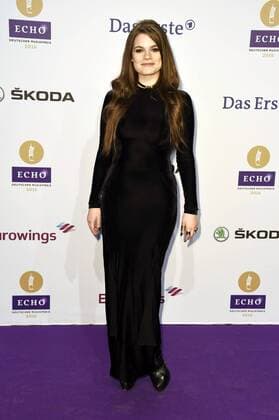 Femme Schmidt bei der 25. Verleihung des Echo 2016 in der Messe Berlin. Berlin, 07.04.2016 Foto:xFredericx xFuturexImage
