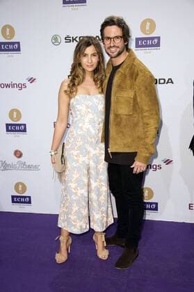 Tom Beck mit Freundin Chryssanthi Kavazi bei der 25. Verleihung des Echo 2016 in der Messe Berlin. Berlin, 07.04.2016 Foto:xFredericx xFuturexImage