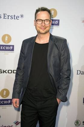 Matthias Opdenhövel bei der 25. Verleihung des Echo 2016 in der Messe Berlin. Berlin, 07.04.2016 Foto:xFredericx xFuturexImage