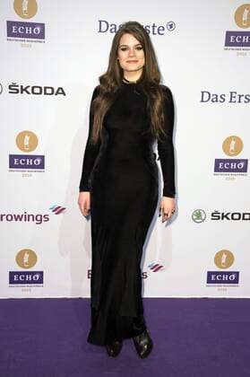 Femme Schmidt bei der 25. Verleihung des Echo 2016 in der Messe Berlin. Berlin, 07.04.2016 Foto:xFredericx xFuturexImage