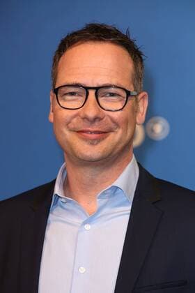 Matthias Opdenhövel bei dem Fototermin von der ARD Das Erste zur Fussball-Europameisterschaft 2016 in Frankreich (vom 10.06.- 10.07.2016) am 11.04.2016 in Berlin ARD Fototermin zur Fussball-EM 2016 in Berlin 
