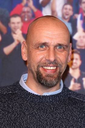 Holger Stanislawski bei dem ZDF Fototermin zur Fussball-Europameisterschaft 2016 in Frankreich (vom 10.06.- 10.07.2016) am 11.04.2016 in Berlin ZDF Fototermin zur Fussball-EM 2016 in Berlin 