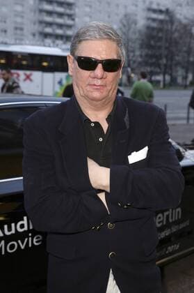 Claude-Oliver Rudolph bei der Eröffnung des Filmfestivals achtung berlin - new berlin film award mit dem Film Mann im Spagat: Pace, Cowboy, Pace im Kino International. Berlin, 13.04.2016 Foto:xS.xGabschx xFuturexImage