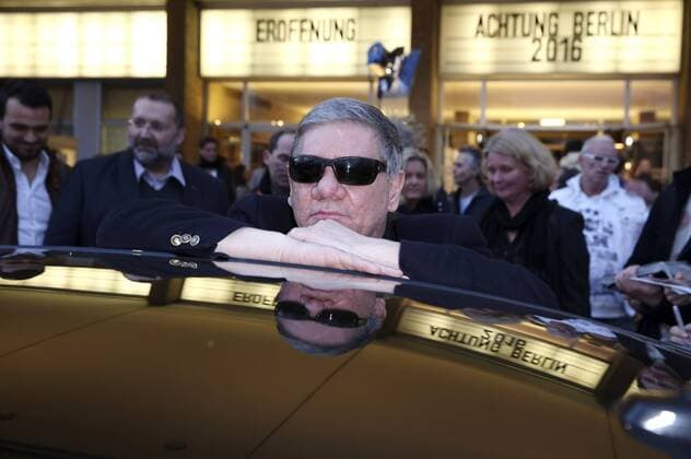 Claude-Oliver Rudolph bei der Eröffnung des Filmfestivals achtung berlin - new berlin film award mit dem Film Mann im Spagat: Pace, Cowboy, Pace im Kino International. Berlin, 13.04.2016 Foto:xS.xGabschx xFuturexImage