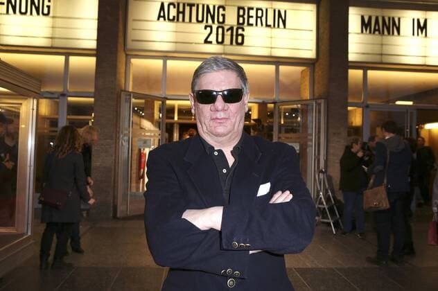 Claude-Oliver Rudolph bei der Eröffnung des Filmfestivals achtung berlin - new berlin film award mit dem Film Mann im Spagat: Pace, Cowboy, Pace im Kino International. Berlin, 13.04.2016 Foto:xS.xGabschx xFuturexImage