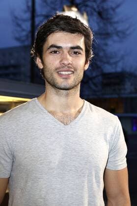Nik Xhelilaj bei der Eröffnung des Filmfestivals achtung berlin - new berlin film award mit dem Film Mann im Spagat: Pace, Cowboy, Pace im Kino International. Berlin, 13.04.2016 Foto:xS.xGabschx xFuturexImage