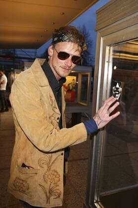 Oliver Rath bei der Eröffnung des Filmfestivals achtung berlin - new berlin film award mit dem Film Mann im Spagat: Pace, Cowboy, Pace im Kino International. Berlin, 13.04.2016 Foto:xS.xGabschx xFuturexImage