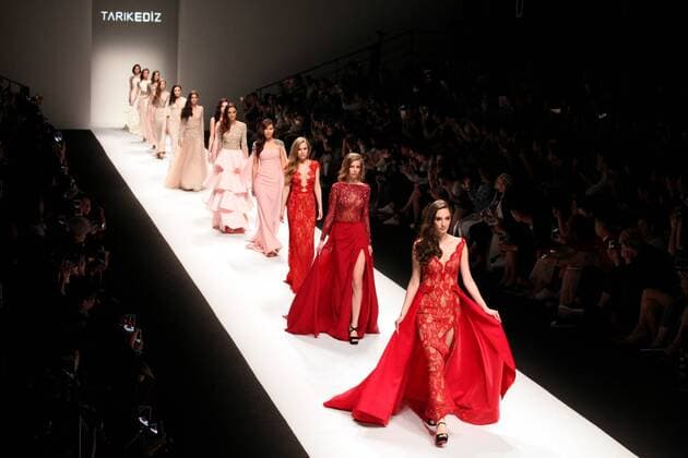 (160415) -- SHANGHAI, April 14, 2016 -- Models present creations by the Turkish brand Tarik Ediz during the Shanghai Fashion Week in Shanghai, east China, April 14, 2016. ) (ry) CHINA-SHANGHAI-FASHION WEEK (CN) ZhuangxYi 