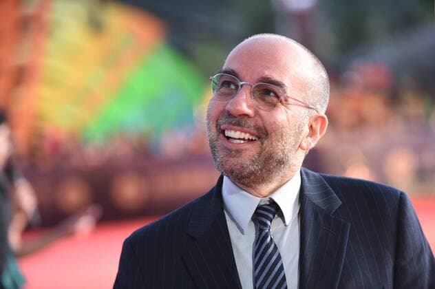 (160416) -- BEIJING, April 16, 2016 -- Italian director Giuseppe Tornatore poses for photos as he attends a red carpet event held for the opening ceremony of the 6th Beijing International Film Festival (BJIFF) in Beijing, capital of China, April 16, 2016. The BJIFF kicked off Saturday and will last until April 23. ) (mp) CHINA-BEIJING-FILM FESTIVAL-OPENING (CN) YaoxJianfeng 