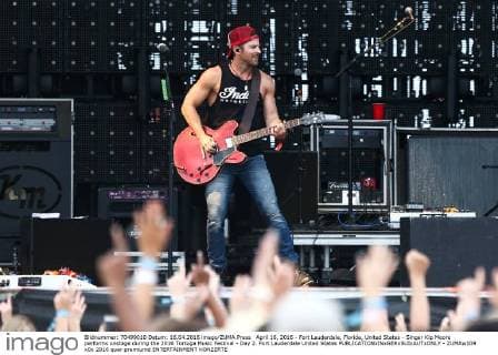 April 16, 2016 - Fort Lauderdale, Florida, United States - Singer Kip Moore performs onstage during the 2016 Tortuga Music Festival - Day 2. Fort Lauderdale United States - ZUMAw109