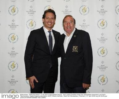 Axel Ludwig (Direktor Hotel Vier Jahreszeiten Kempinski) und Frank Fleschenberg Eagles Magazinpräsentation 2016 Charity Golfclub Hotel Vier Jahreszeiten München 17. April 2016