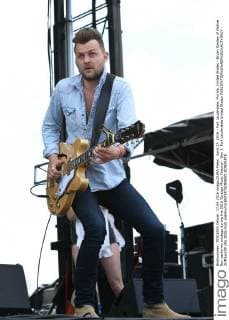 April 17, 2016 - Fort Lauderdale, Florida, United States - Bryan Dawley of Native Run performs onstage during the 2016 Tortuga Music Festival - Day 3. Fort Lauderdale United States - ZUMAw109