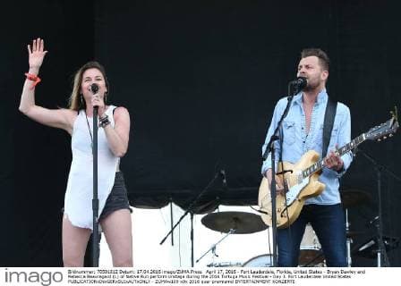April 17, 2016 - Fort Lauderdale, Florida, United States - Bryan Dawley and Rebecca Beauregard (L) of Native Run perform onstage during the 2016 Tortuga Music Festival - Day 3. Fort Lauderdale United States - ZUMAw109
