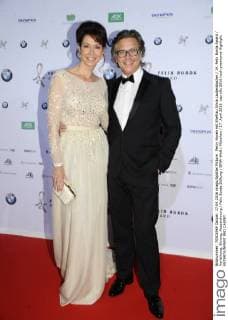 Percy Hoven mit Ehefrau Silvia Laubenbacher 14. Felix Burda Award Verleihung, Ehrung, Auszeichnung Felix Burda Stiftung BMW-Welt München 17. April 2016