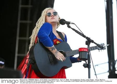 April 17, 2016 - Fort Lauderdale, Florida, United States - Singer Elle King performs onstage during the 2016 Tortuga Music Festival - Day 3. Fort Lauderdale United States - ZUMAw109