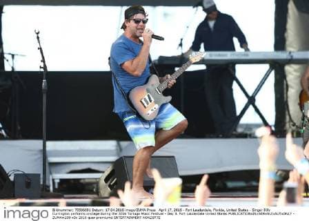 April 17, 2016 - Fort Lauderdale, Florida, United States - Singer Billy Currington performs onstage during the 2016 Tortuga Music Festival - Day 3. Fort Lauderdale United States - ZUMAw109