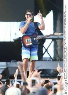 April 17, 2016 - Fort Lauderdale, Florida, United States - Singer Billy Currington performs onstage during the 2016 Tortuga Music Festival - Day 3. Fort Lauderdale United States - ZUMAw109