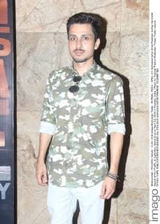 MUMBAI, INDIA - APRIL 13: Bollywood actor Amol Parashar during the trailer launch of film Traffic at Light Box, Santa Cruz on April 13, 2016 in Mumbai, India. (Photo by Pramod Thakur Hindustan Times) Trailer Launch Of Film Traffic