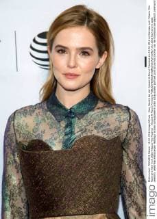 Zoey Deutch bei der Vincent-N-Roxxy Premiere am 18.04.2016 im Rahmen vom Tribeca Film Festival in New York 2016 Tribeca Film Festival - Vincent-N-Roxxy Premiere 