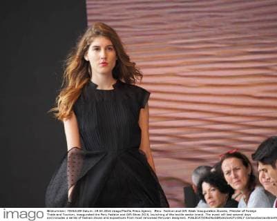 Peru: Fashion and Gift Week Inauguration Álvarez, Minister of Foreign Trade and Tourism, inaugurated the Peru Fashion and Gift Show 2016, launching of the textile sector brand. The event will last several days and includes a series of fashion shows and expositions from most renowned Peruvian designers.  CarlosxGarciaxGranthon