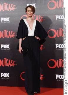 Rom, Red Carpet änlässlich der TV Serie Outcast Nathalie Rapti Gomez attrice GioiaxBotteghi  0
