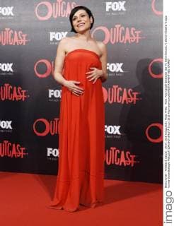 Rom, Red Carpet änlässlich der TV Serie Outcast l attrice Antonia Truppo incinta GioiaxBotteghi  0