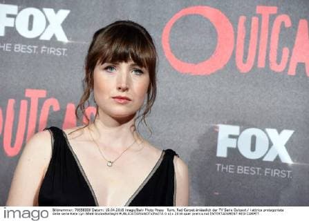 Rom, Red Carpet änlässlich der TV Serie Outcast l attrice protagonista della serie Kate Lyn Sheil GioiaxBotteghi  0